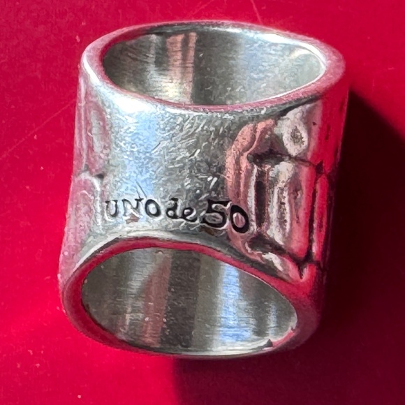 UNO de 50 Large Silver Unisex Ring - Picture 5 of 7